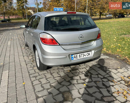 Опель Астра 2004 в Луцке на Automoto.ua Серый Опель Астра, объемом двигателя 1.8 л и пробегом 174 тыс. км за 5150 $, фото 8 на Automoto.ua