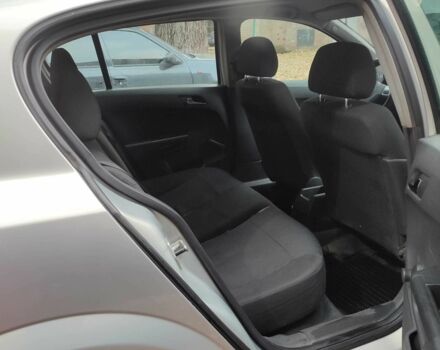 Сірий Опель Астра, об'ємом двигуна 1.6 л та пробігом 252 тис. км за 3500 $, фото 4 на Automoto.ua