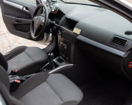 Опель Астра 2004 в Смеле на Automoto.ua Серый Опель Астра, объемом двигателя 1.6 л и пробегом 220 тыс. км за 4500 $, фото 14 на Automoto.ua