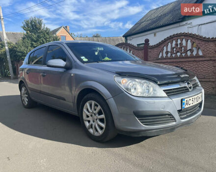 Серый Опель Астра, объемом двигателя 1.6 л и пробегом 260 тыс. км за 4400 $, фото 1 на Automoto.ua