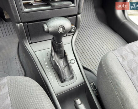 Серый Опель Астра, объемом двигателя 1.6 л и пробегом 179 тыс. км за 5200 $, фото 25 на Automoto.ua