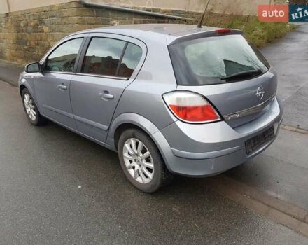 Серый Опель Астра, объемом двигателя 1.6 л и пробегом 192 тыс. км за 5700 $, фото 6 на Automoto.ua