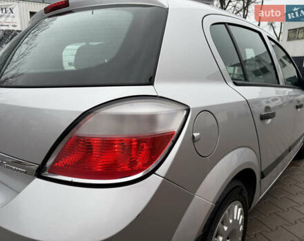 Серый Опель Астра, объемом двигателя 1.6 л и пробегом 168 тыс. км за 5100 $, фото 15 на Automoto.ua