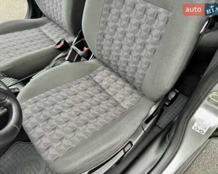 Серый Опель Астра, объемом двигателя 1.6 л и пробегом 179 тыс. км за 5200 $, фото 40 на Automoto.ua