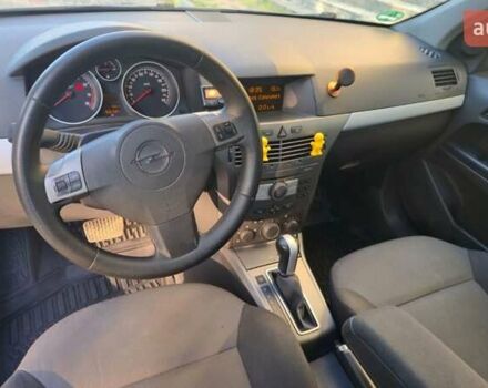 Серый Опель Астра, объемом двигателя 1.8 л и пробегом 167 тыс. км за 6000 $, фото 10 на Automoto.ua