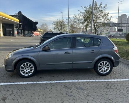 Серый Опель Астра, объемом двигателя 1.6 л и пробегом 238 тыс. км за 4200 $, фото 5 на Automoto.ua