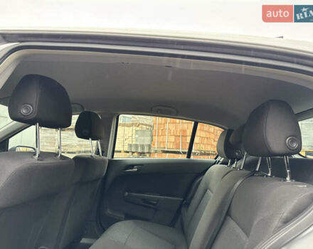 Серый Опель Астра, объемом двигателя 1.6 л и пробегом 168 тыс. км за 5100 $, фото 37 на Automoto.ua