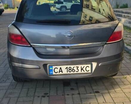 Серый Опель Астра, объемом двигателя 1.8 л и пробегом 167 тыс. км за 6000 $, фото 1 на Automoto.ua
