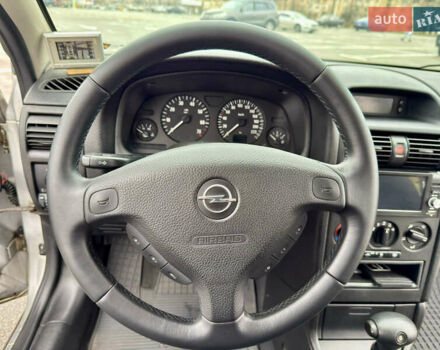 Серый Опель Астра, объемом двигателя 1.6 л и пробегом 179 тыс. км за 5200 $, фото 27 на Automoto.ua