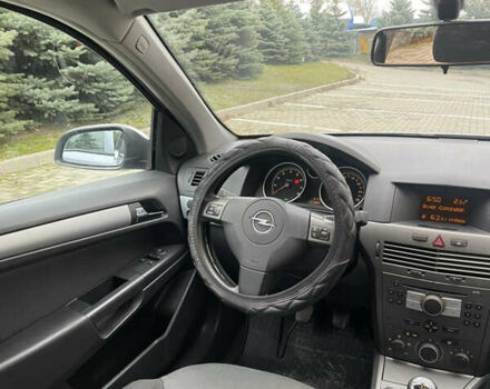 Сірий Опель Астра, об'ємом двигуна 1.36 л та пробігом 271 тис. км за 3870 $, фото 62 на Automoto.ua