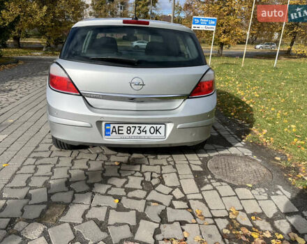 Опель Астра 2004 в Луцке на Automoto.ua Серый Опель Астра, объемом двигателя 1.8 л и пробегом 174 тыс. км за 5150 $, фото 7 на Automoto.ua