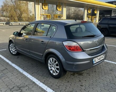 Серый Опель Астра, объемом двигателя 1.6 л и пробегом 238 тыс. км за 4200 $, фото 2 на Automoto.ua