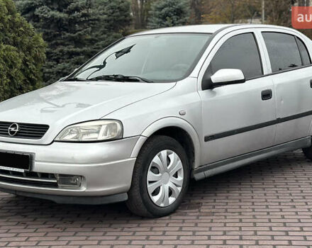 Сірий Опель Астра, об'ємом двигуна 1.6 л та пробігом 295 тис. км за 3999 $, фото 2 на Automoto.ua