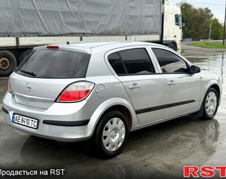 Опель Астра 2004 в Новом Буге на Automoto.ua Серый Опель Астра, объемом двигателя 1.4 л и пробегом 215 тыс. км за 3900 $, фото 3 на Automoto.ua