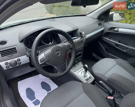 Серый Опель Астра, объемом двигателя 1.6 л и пробегом 214 тыс. км за 5650 $, фото 14 на Automoto.ua