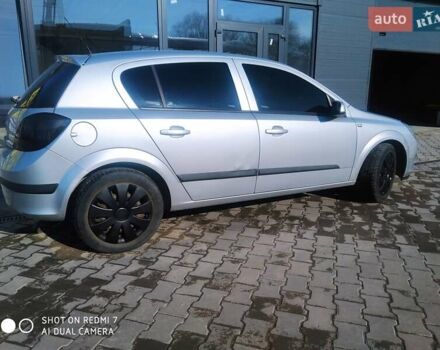 Серый Опель Астра, объемом двигателя 1.7 л и пробегом 250 тыс. км за 4750 $, фото 1 на Automoto.ua