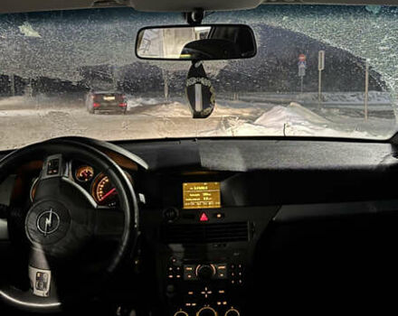 Серый Опель Астра, объемом двигателя 1.7 л и пробегом 370 тыс. км за 3200 $, фото 7 на Automoto.ua