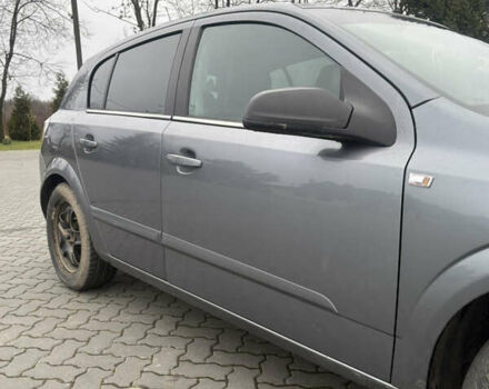 Сірий Опель Астра, об'ємом двигуна 1.69 л та пробігом 280 тис. км за 3400 $, фото 2 на Automoto.ua