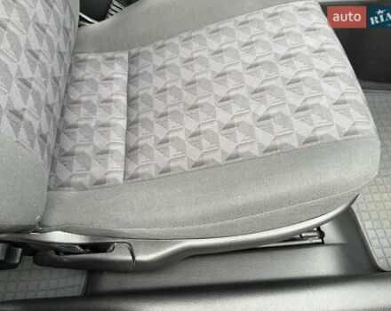 Серый Опель Астра, объемом двигателя 1.6 л и пробегом 179 тыс. км за 5200 $, фото 10 на Automoto.ua