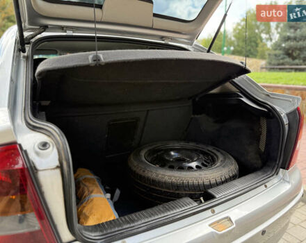 Серый Опель Астра, объемом двигателя 1.6 л и пробегом 183 тыс. км за 4100 $, фото 21 на Automoto.ua