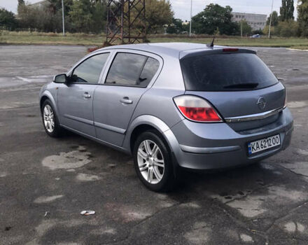 Сірий Опель Астра, об'ємом двигуна 1.7 л та пробігом 304 тис. км за 4700 $, фото 2 на Automoto.ua