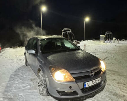 Серый Опель Астра, объемом двигателя 1.7 л и пробегом 370 тыс. км за 3200 $, фото 2 на Automoto.ua