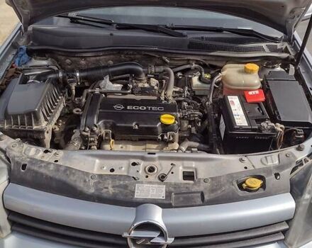 Сірий Опель Астра, об'ємом двигуна 1.4 л та пробігом 255 тис. км за 4400 $, фото 2 на Automoto.ua