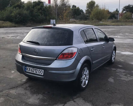 Сірий Опель Астра, об'ємом двигуна 1.7 л та пробігом 304 тис. км за 4700 $, фото 3 на Automoto.ua