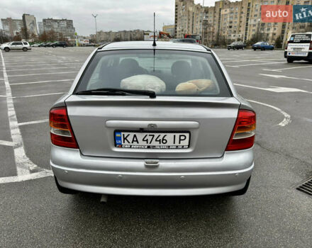 Серый Опель Астра, объемом двигателя 1.6 л и пробегом 179 тыс. км за 5200 $, фото 4 на Automoto.ua