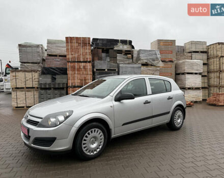 Серый Опель Астра, объемом двигателя 1.6 л и пробегом 168 тыс. км за 5100 $, фото 3 на Automoto.ua