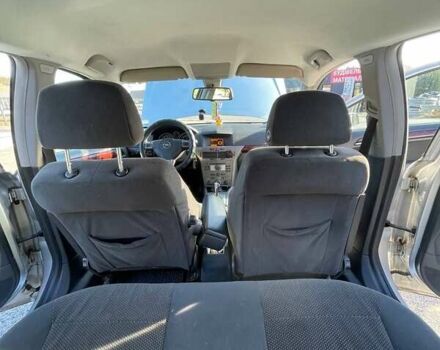 Серый Опель Астра, объемом двигателя 1.6 л и пробегом 279 тыс. км за 4550 $, фото 1 на Automoto.ua