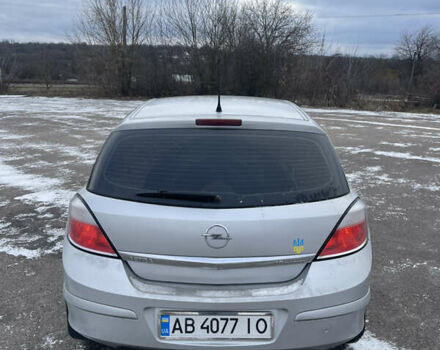 Серый Опель Астра, объемом двигателя 1.6 л и пробегом 315 тыс. км за 3800 $, фото 2 на Automoto.ua