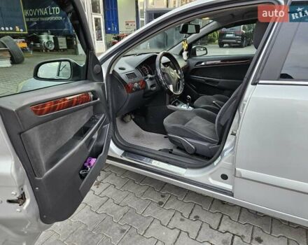 Серый Опель Астра, объемом двигателя 1.6 л и пробегом 194 тыс. км за 5200 $, фото 6 на Automoto.ua