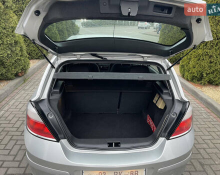 Серый Опель Астра, объемом двигателя 1.6 л и пробегом 214 тыс. км за 5650 $, фото 23 на Automoto.ua