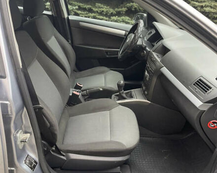 Сірий Опель Астра, об'ємом двигуна 1.36 л та пробігом 271 тис. км за 3870 $, фото 82 на Automoto.ua