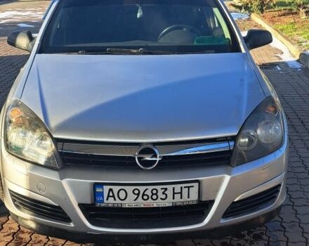 Серый Опель Астра, объемом двигателя 1.7 л и пробегом 282 тыс. км за 3500 $, фото 7 на Automoto.ua