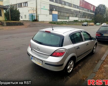 Серый Опель Астра, объемом двигателя 1.4 л и пробегом 180 тыс. км за 4300 $, фото 2 на Automoto.ua