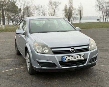 Серый Опель Астра, объемом двигателя 1.4 л и пробегом 270 тыс. км за 5000 $, фото 2 на Automoto.ua