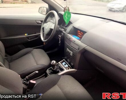 Серый Опель Астра, объемом двигателя 1.4 л и пробегом 180 тыс. км за 4300 $, фото 1 на Automoto.ua