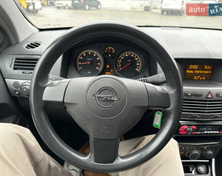 Сірий Опель Астра, об'ємом двигуна 1.6 л та пробігом 168 тис. км за 4899 $, фото 30 на Automoto.ua