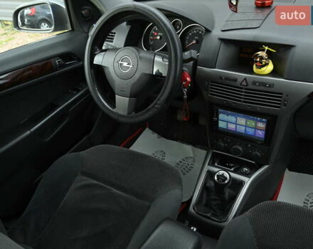Сірий Опель Астра, об'ємом двигуна 1.6 л та пробігом 188 тис. км за 3999 $, фото 19 на Automoto.ua