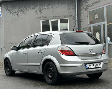 Серый Опель Астра, объемом двигателя 1.6 л и пробегом 280 тыс. км за 4100 $, фото 4 на Automoto.ua