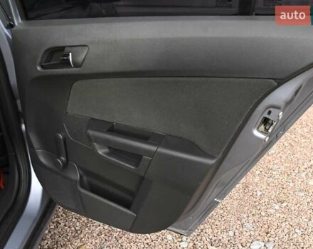 Серый Опель Астра, объемом двигателя 1.6 л и пробегом 188 тыс. км за 4500 $, фото 21 на Automoto.ua