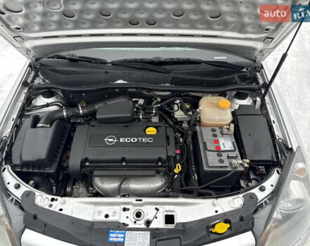 Серый Опель Астра, объемом двигателя 1.6 л и пробегом 169 тыс. км за 4850 $, фото 47 на Automoto.ua