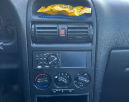 Серый Опель Астра, объемом двигателя 1.6 л и пробегом 266 тыс. км за 2700 $, фото 5 на Automoto.ua