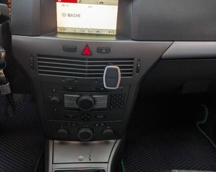 Серый Опель Астра, объемом двигателя 1.6 л и пробегом 203 тыс. км за 3300 $, фото 5 на Automoto.ua