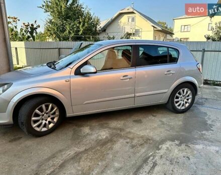 Серый Опель Астра, объемом двигателя 1.8 л и пробегом 172 тыс. км за 5900 $, фото 5 на Automoto.ua