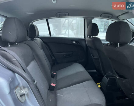 Серый Опель Астра, объемом двигателя 1.6 л и пробегом 200 тыс. км за 3500 $, фото 11 на Automoto.ua