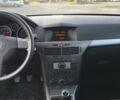 Серый Опель Астра, объемом двигателя 1.6 л и пробегом 171 тыс. км за 5100 $, фото 2 на Automoto.ua