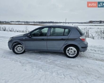 Серый Опель Астра, объемом двигателя 1.6 л и пробегом 250 тыс. км за 3600 $, фото 5 на Automoto.ua